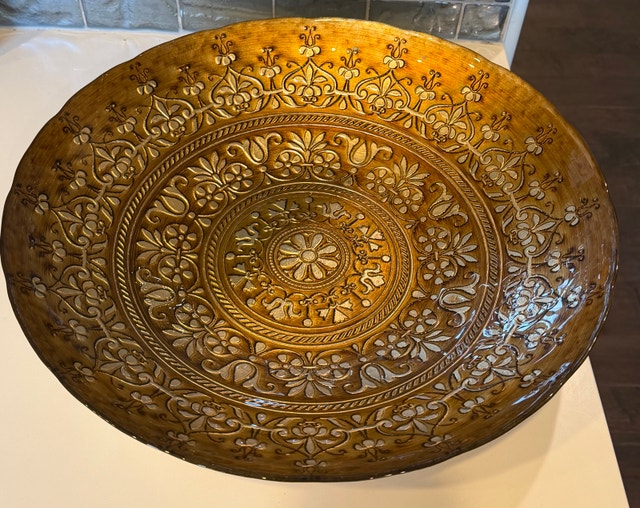 Elegant Amber Gold Embossed Glass Centrepiece Bowl - photo 4