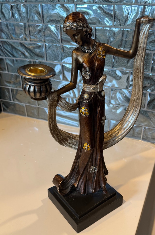 Vintage Style Elegant Lady Figurine Candle Holder - photo 2