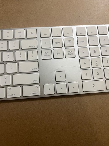 Apple Magic Keyboard A1843 Wireless Bluetooth With Numeric Keypa - photo 3