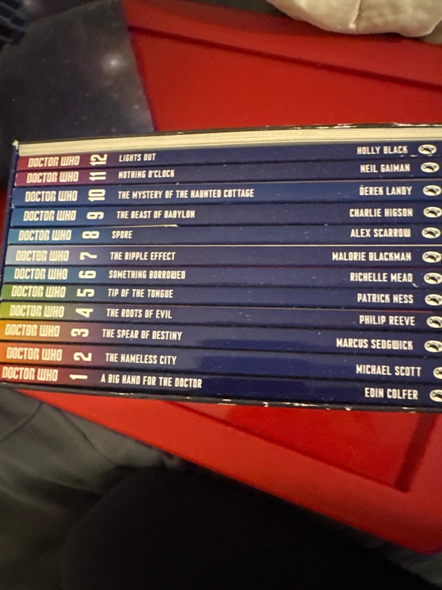 Doctor Who Funko Pop and 12 Doctors Book Set - photo 2