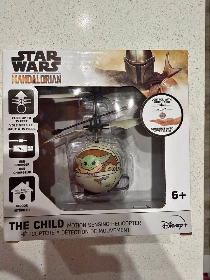 Star Wars The Mandalorian The Child Motion Sensing Helicopter