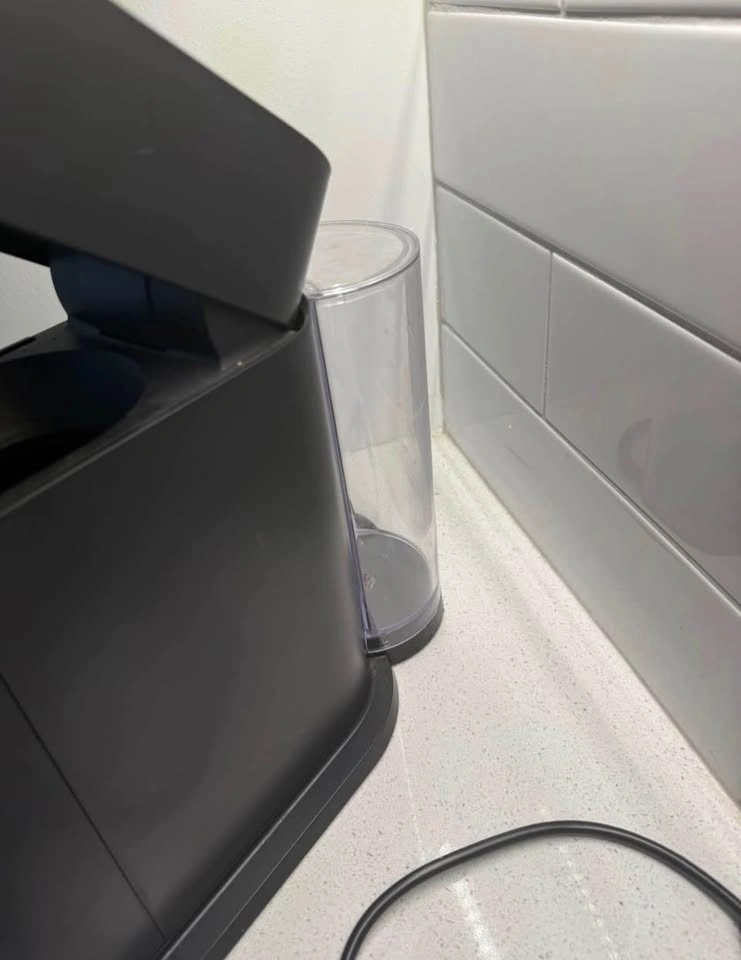 Nespresso Vertuo Next with Aeroccino Milk Frother - photo 4