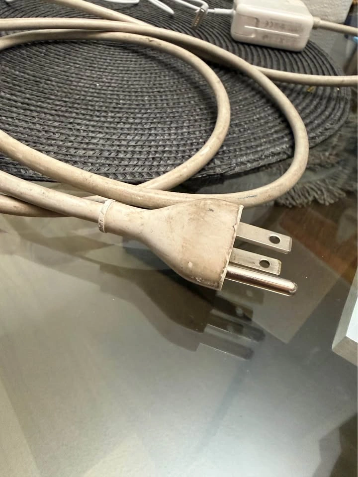 Apple 45W MagSafe 2 Power Adapter with Extension Cable - photo 3