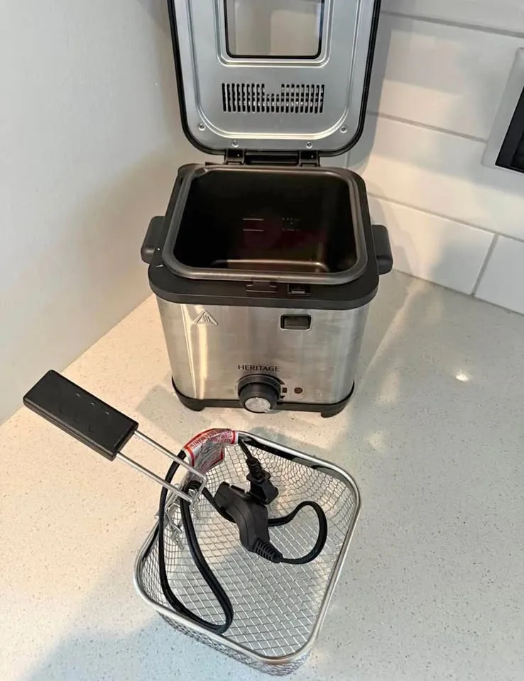 Heritage Deep Fryer brand new