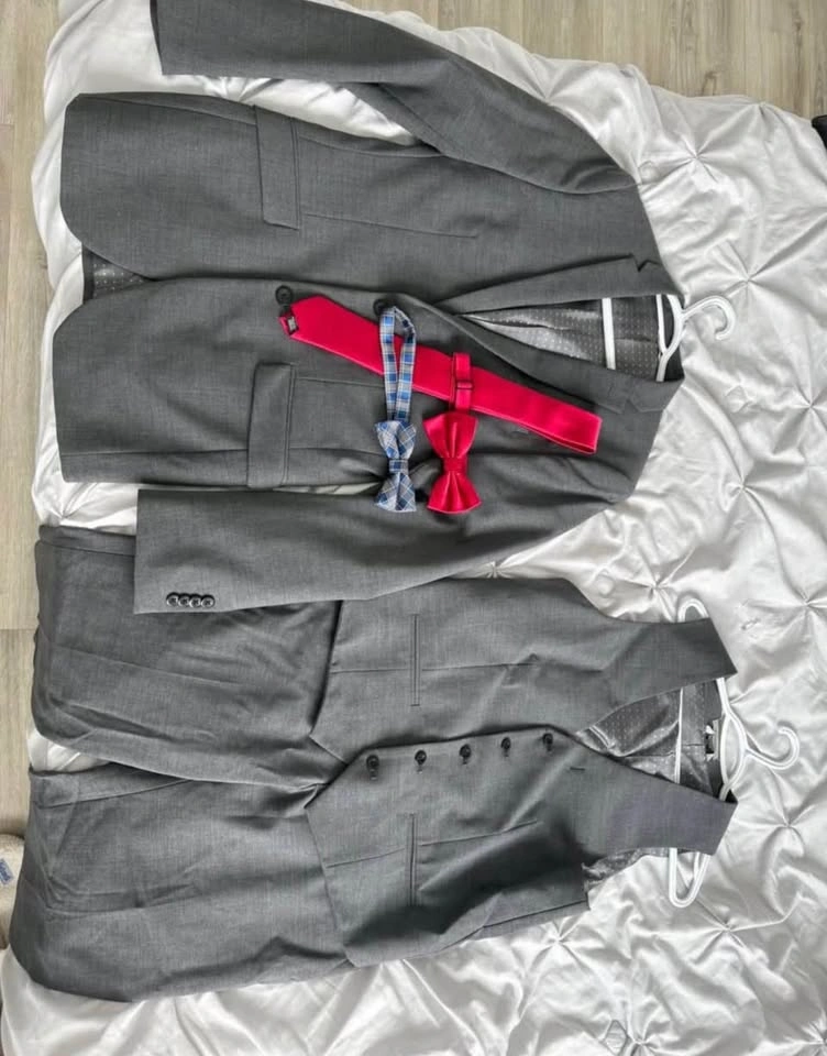Grey 3-Piece Suit with Ties - photo 2