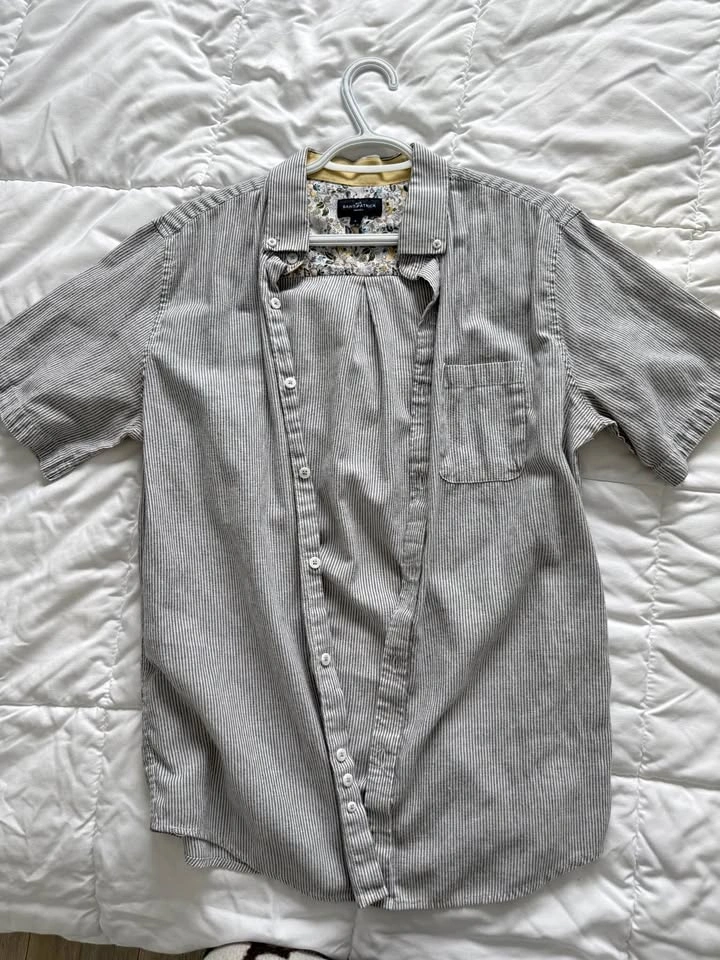 Rue Saint-Patrick Striped Short Sleeve Shirt large