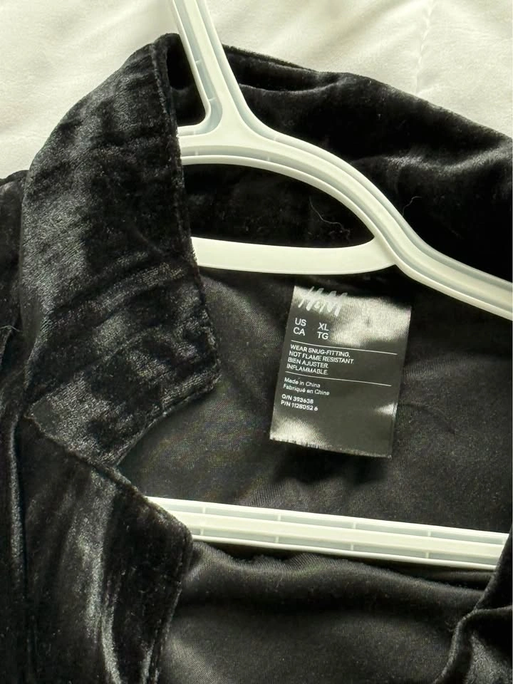 H&M Black Velvet Button Down Shirt XL - photo 3
