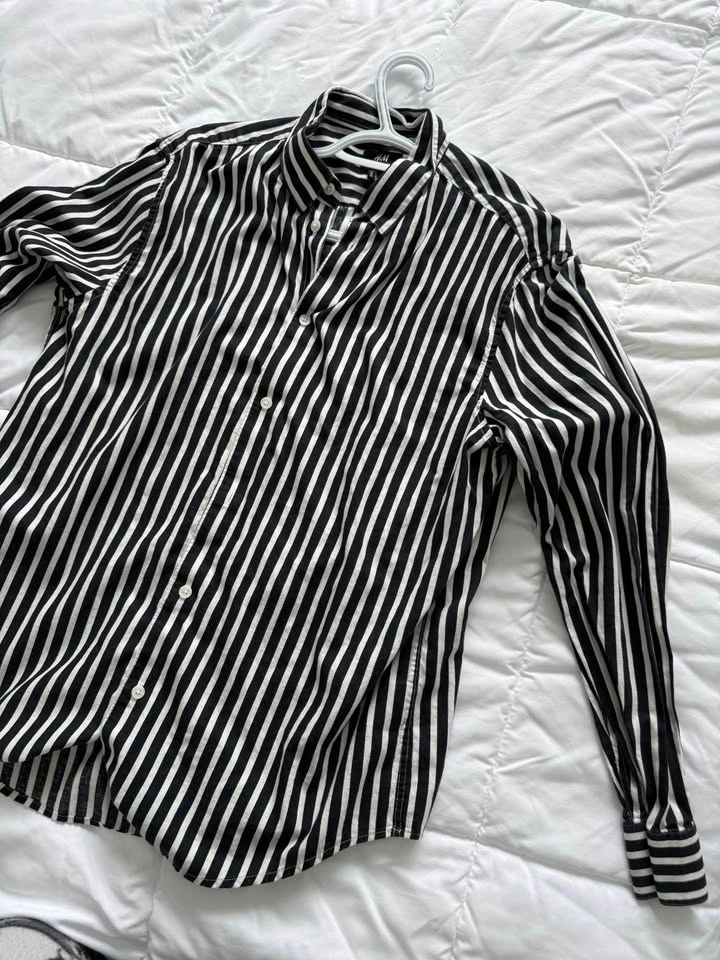 H&M Striped Long Sleeve Button-Down Shirt - photo 3