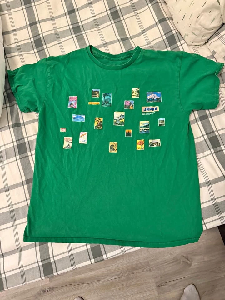 Global Hiatus Graphic T-Shirt Japanese landmarks large