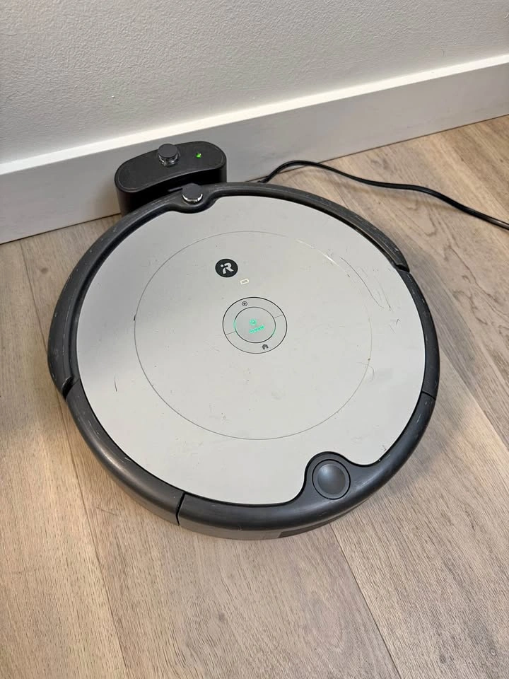 iRobot Roomba Vacuum