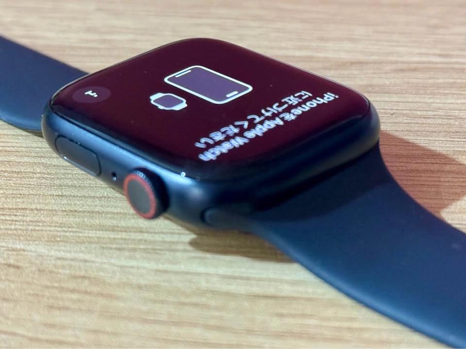 Apple Watch Series 9 (45mm) - Midnight Aluminum | Mint Condition - photo 4