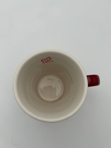 2010 Tim Hortons Limited Edition #010 Red Canada Skyline Mug - photo 3