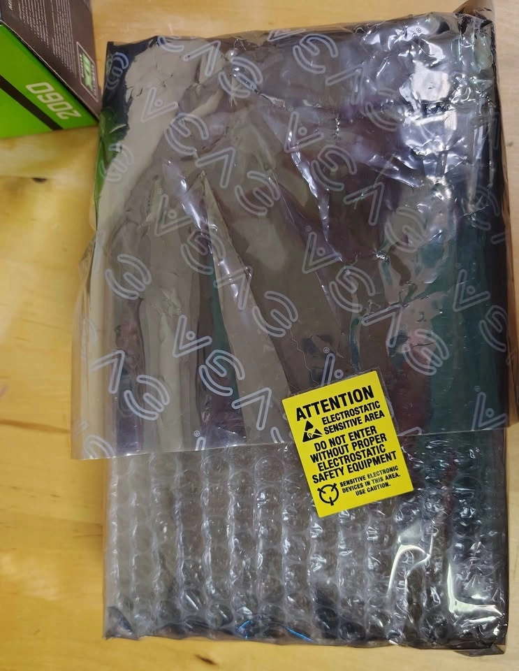 EVGA NVIDIA RTX 2060 6GB KO Ultra - Like New - photo 4