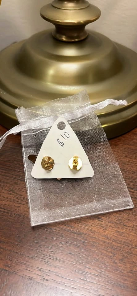 Gold Butterfly Studs Earrings - photo 2