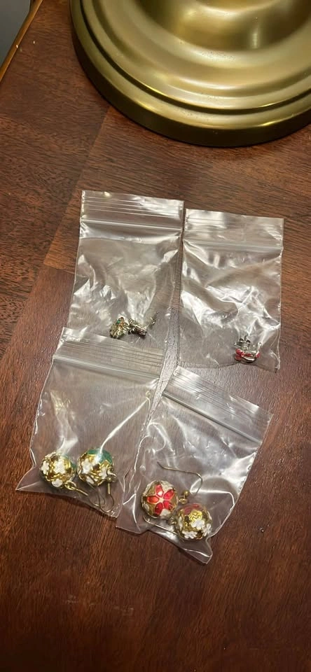 Christmas Earrings Studs and Dangling - photo 4