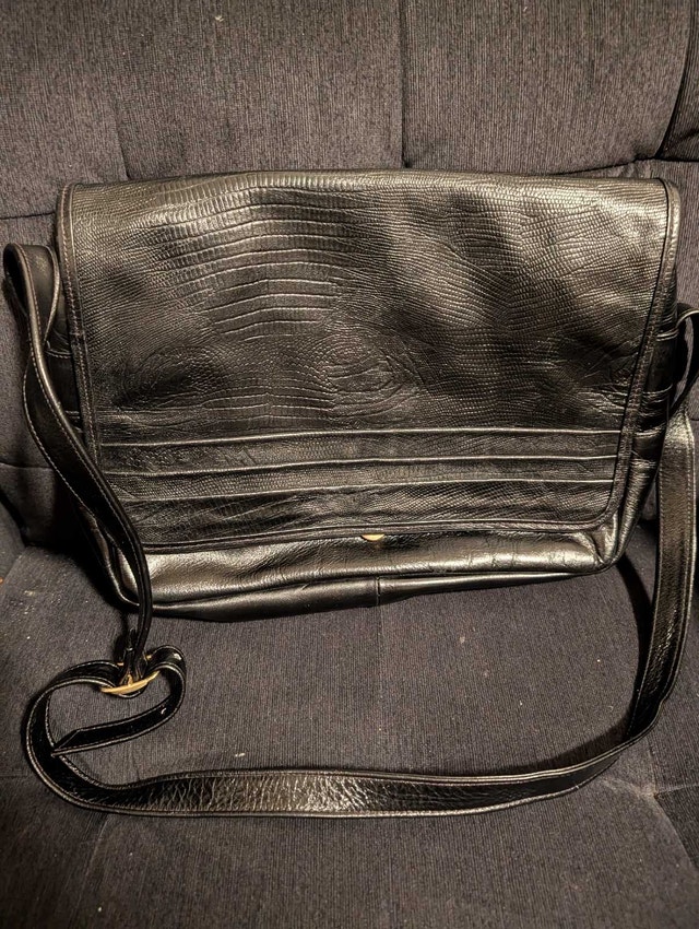 Lady Monica Italian Leather Shoulder Bag - photo 3