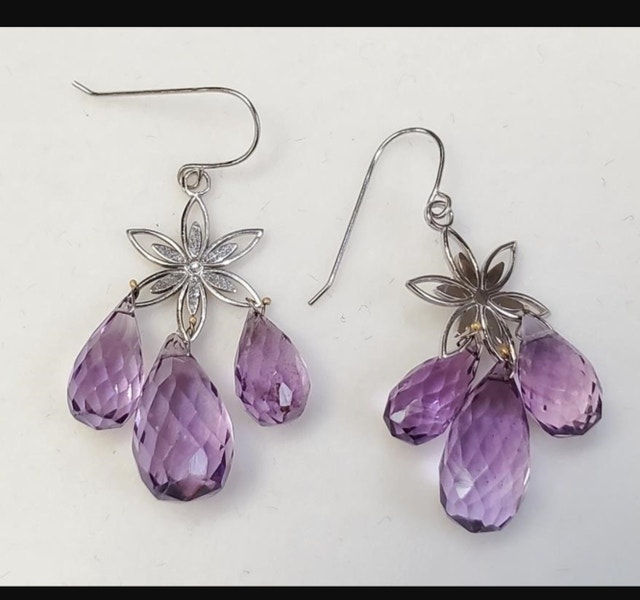 14k white gold w 12.5c Amethyst Drop Earrings - photo 2