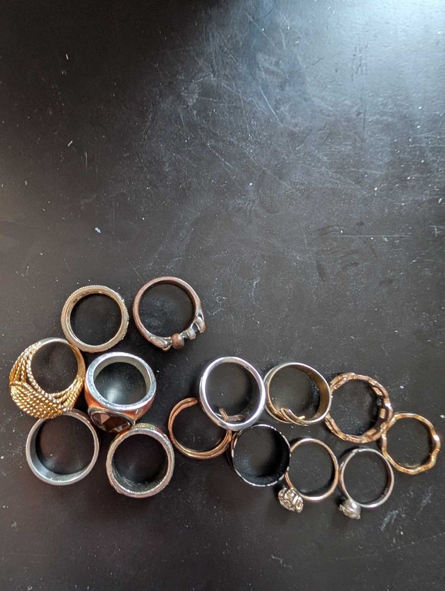 Assorted Fashion Rings Collection - photo 4