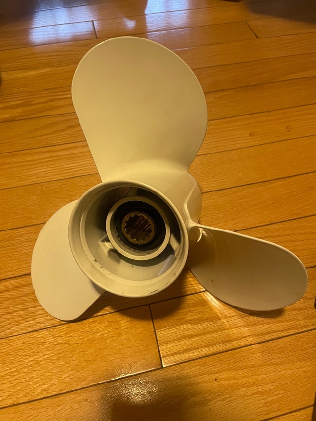 New 11x15 boat propeller aluminum 11” diameter 15” pitch - photo 3