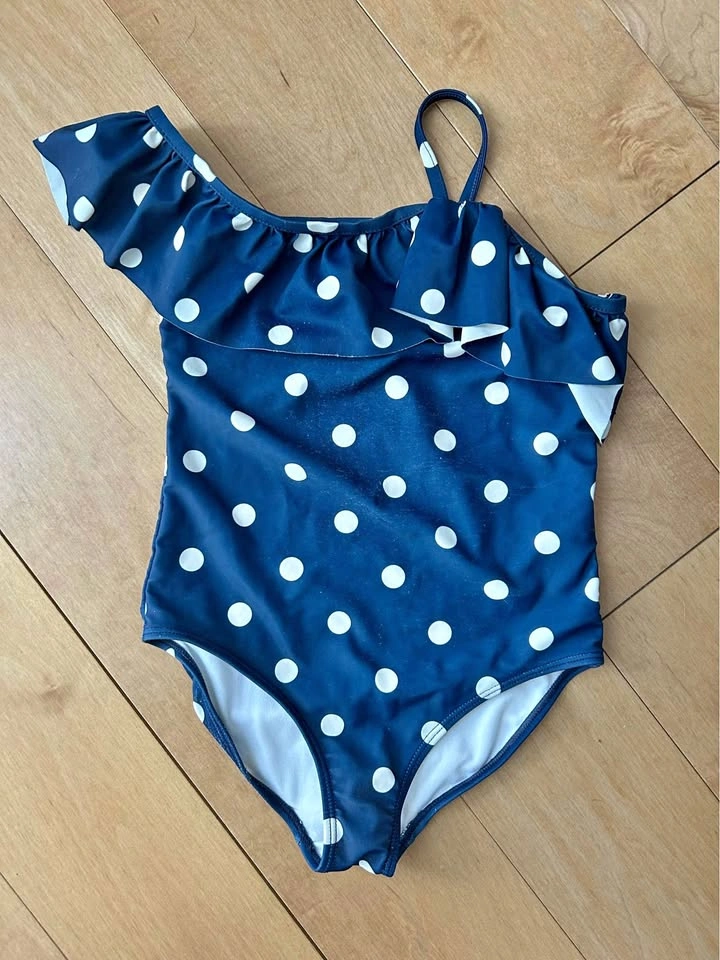 Size 7 - Bathing suit & Coverup