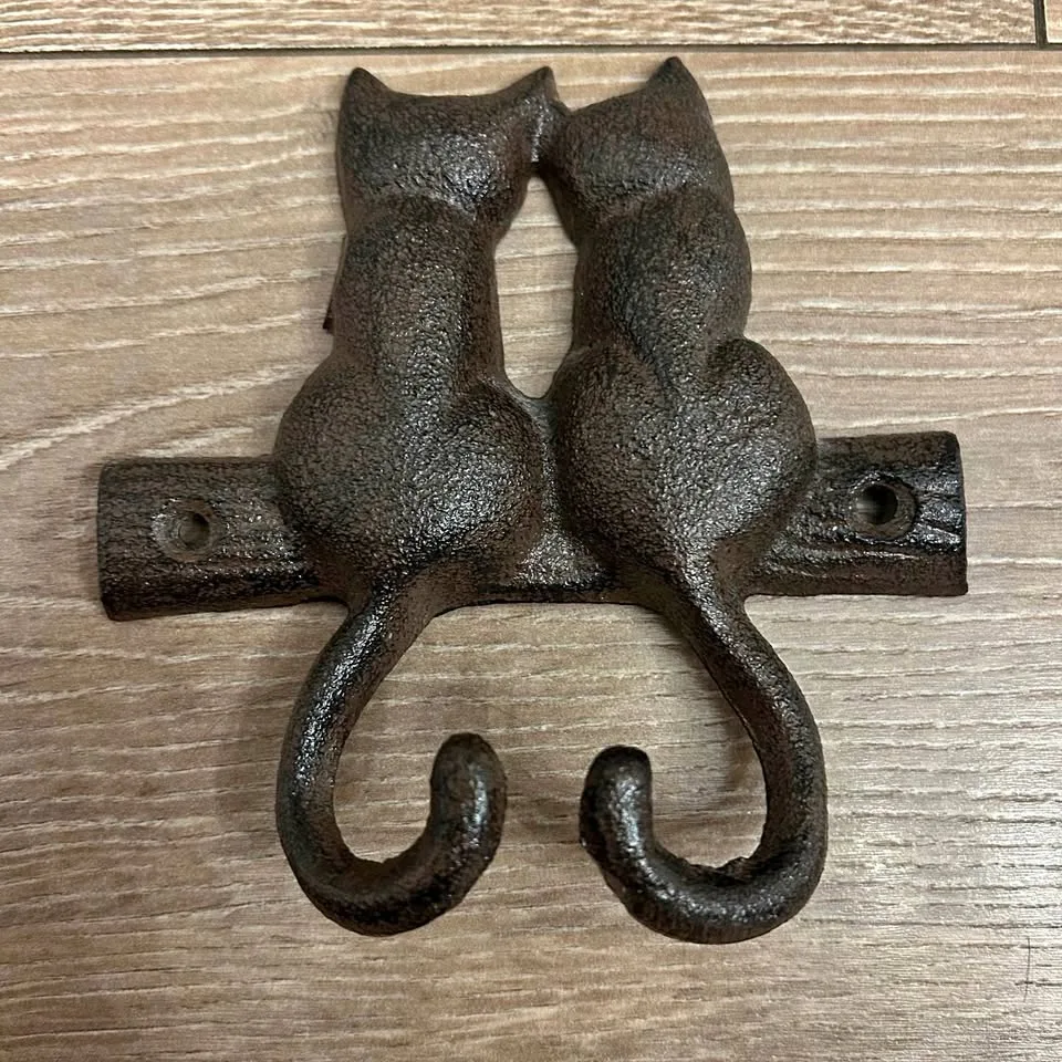 Cast Iron Double Cat Wall Hook thumbnail