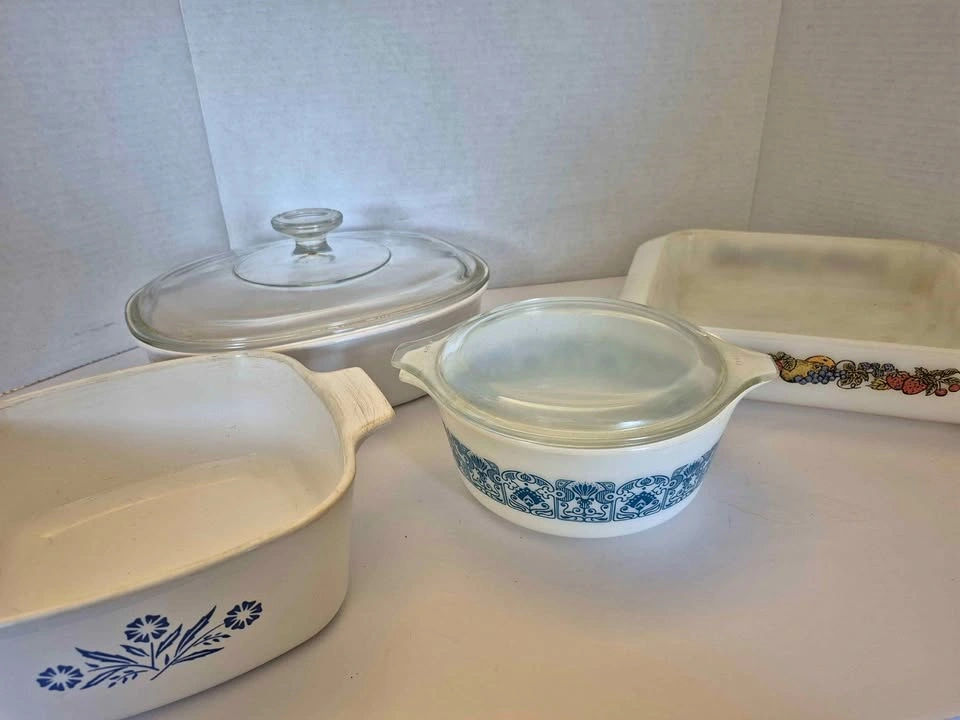 Vintage CorningWare Casserole Dish Set