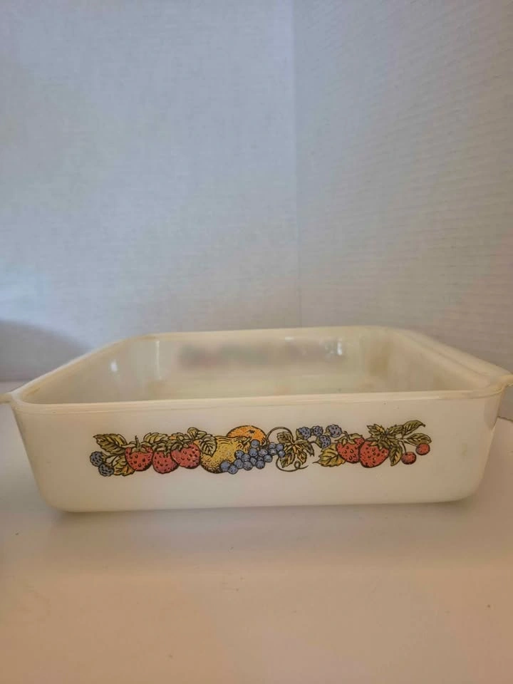 Vintage CorningWare Casserole Dish Set - photo 3