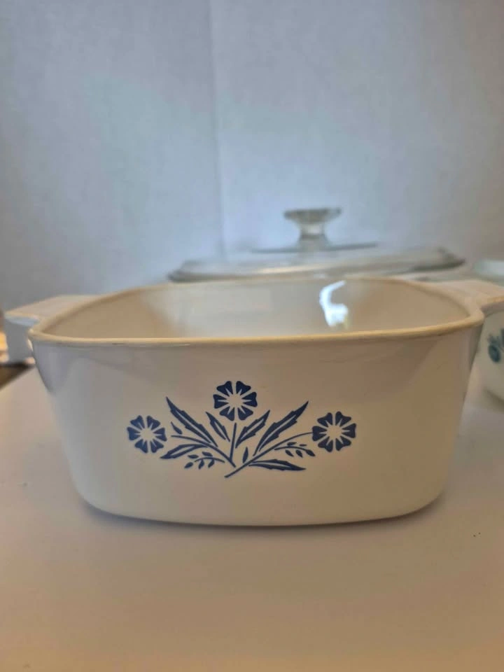 Vintage CorningWare Casserole Dish Set - photo 4