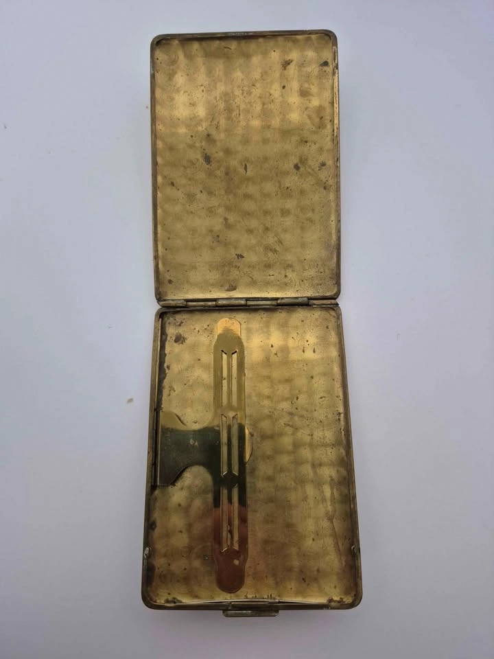 Vintage U.S. Zone Germany SHAEF Cigarette Case - photo 3