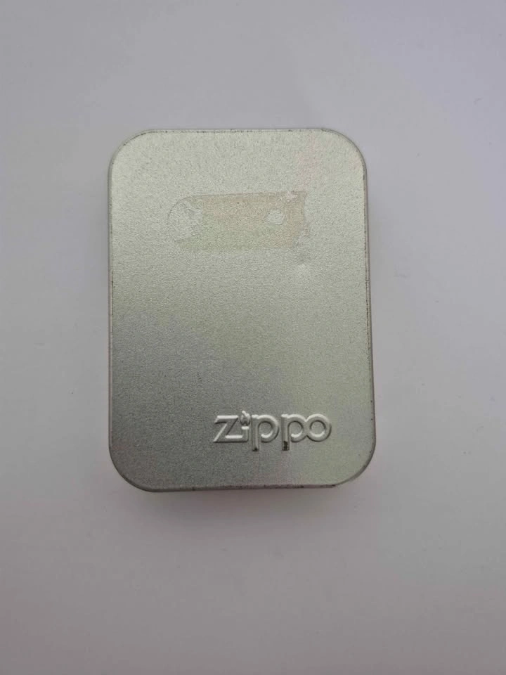 Elvis Presley Zippo Lighter with Collector Tin - photo 3