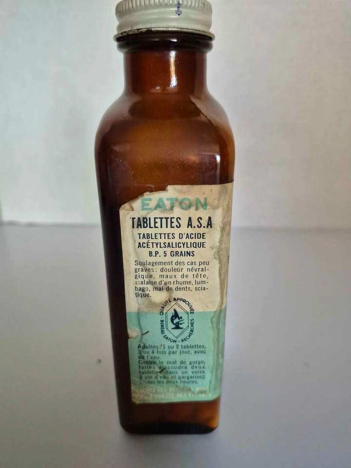 Vintage Eaton's A.S.A. Tablets Bottle - photo 4