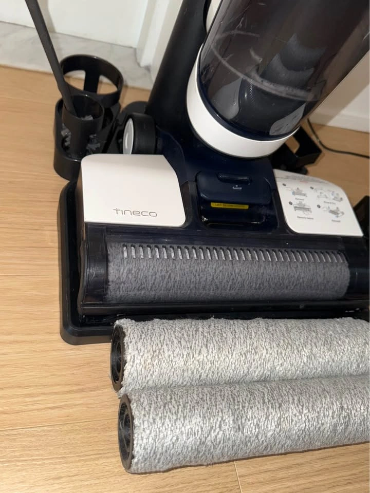 Tineco Vacuum Dry/Wet Mop - photo 3