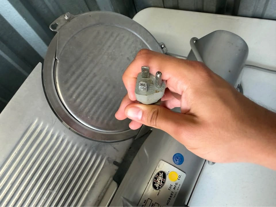 Meat Slicer – Hobart Commercial - photo 2