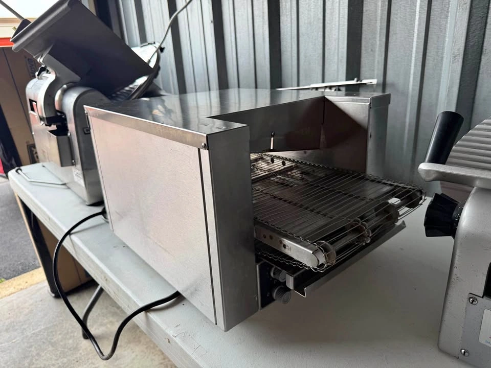 Vollrath Conveyor Oven – Ventless Countertop