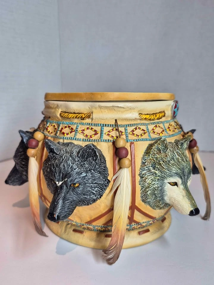 The Bradford Exchange Spirit of the Wolf Sacred Keepsake Box - photo 5