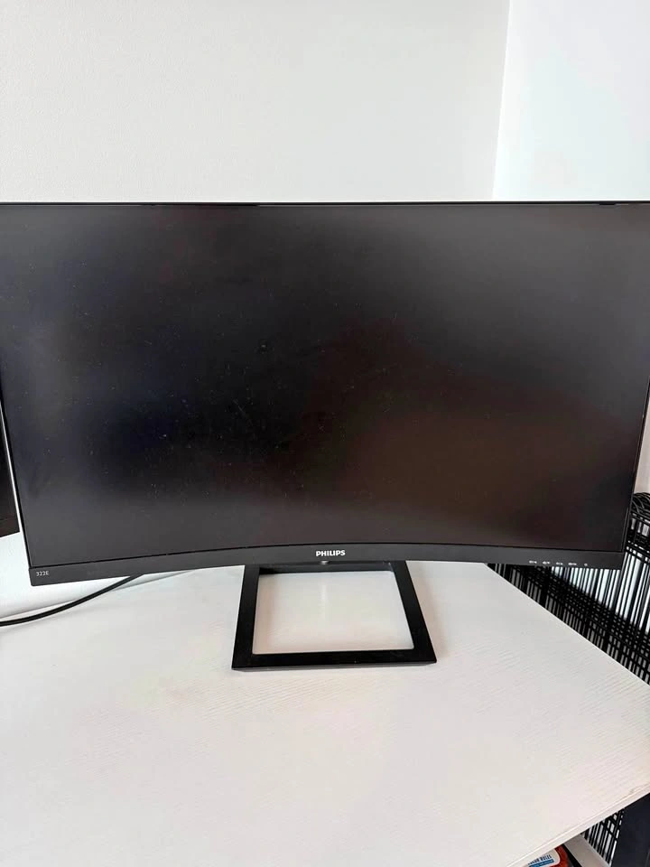 Philips 32” 322E1C LED Curved Monitor