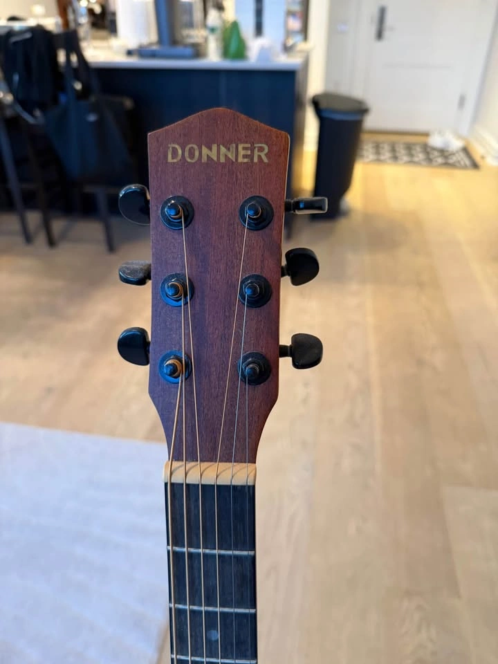Donner DAG-1 Acoustic Guitar - photo 2