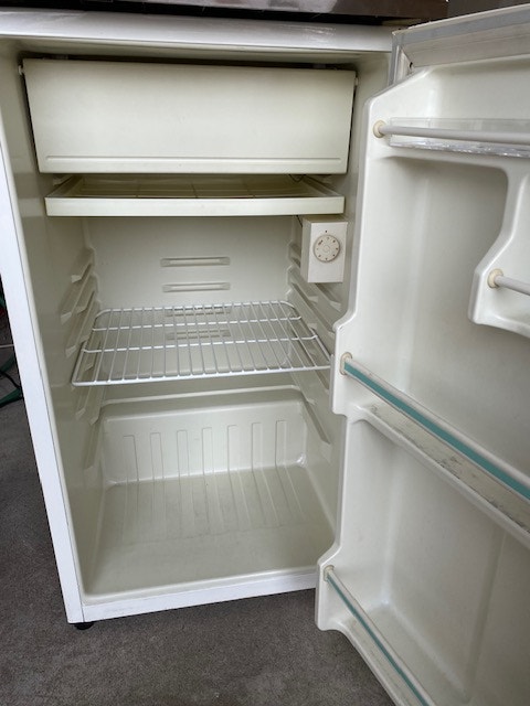 Mini / Bar Fridge