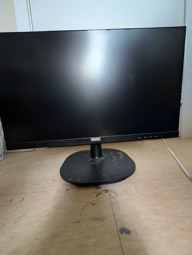 19' Phillips Monitor 1080p 60hz