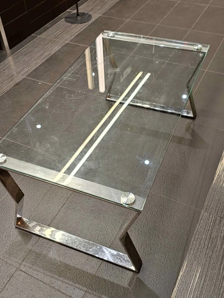 Modern Z-Base Tempered Glass Coffee Table