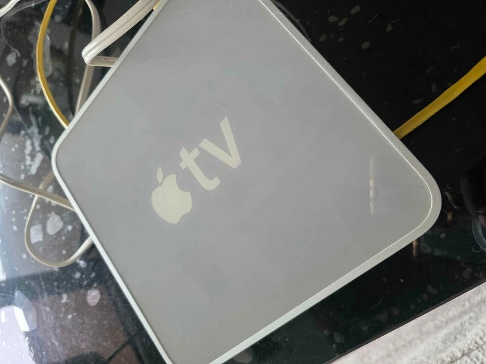 Apple TV 1st Generation (Model A1218) - photo 2