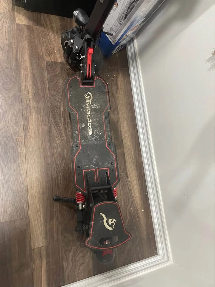E scooter - photo 2