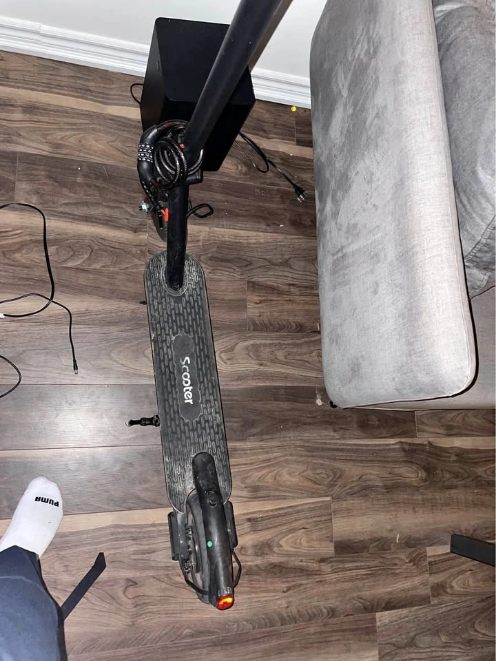 E scooter