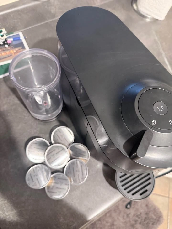 Nespresso machine - photo 3