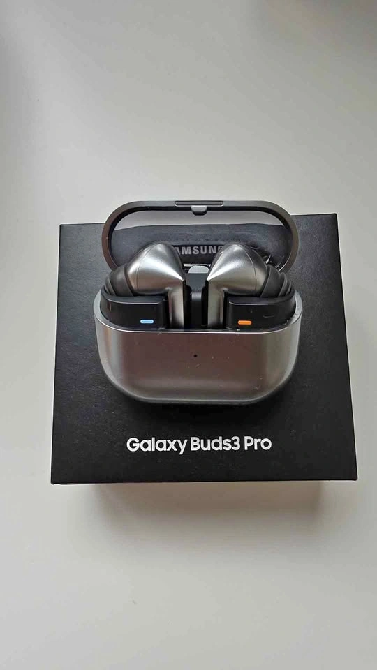 Samsung Galaxy Buds3 Pro with Original Unused Eartips