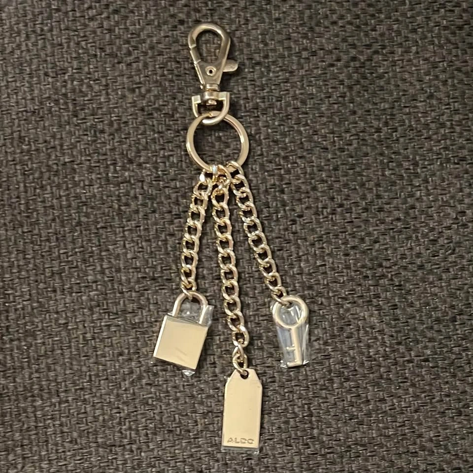 Brand New ALDO Gold Chain Bag Charm / Keychain - photo 2