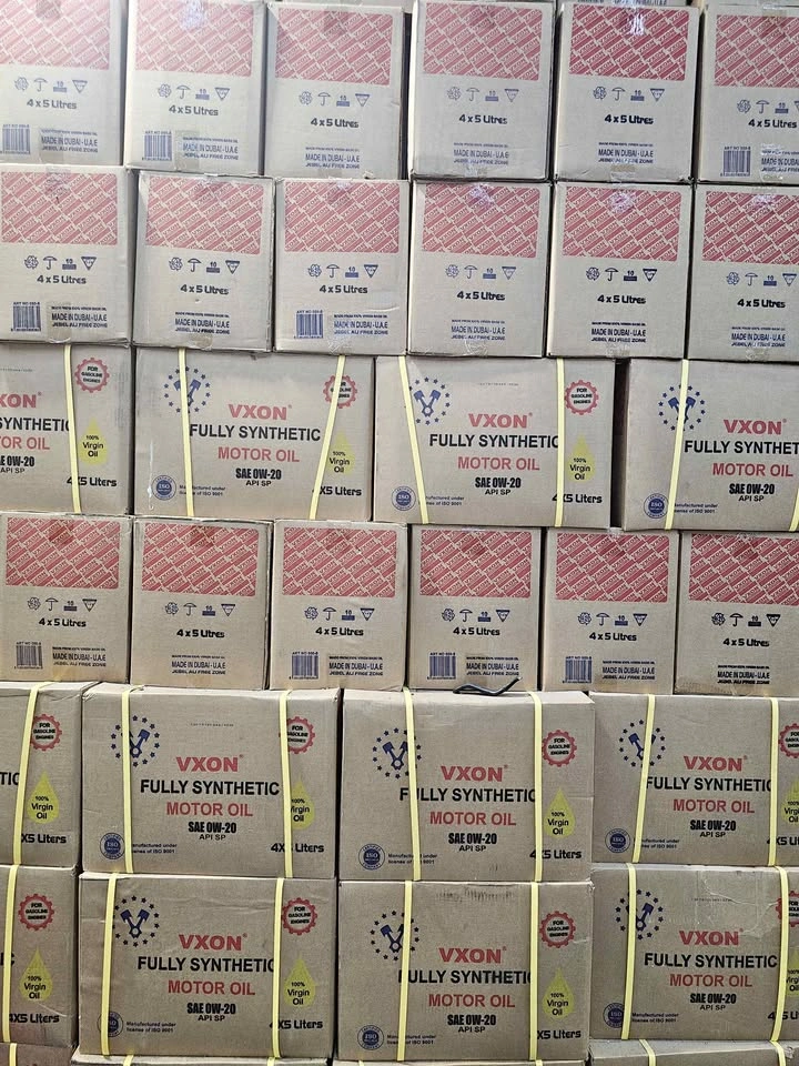 Vxon fully synthetic motor oil SAE OW - 20