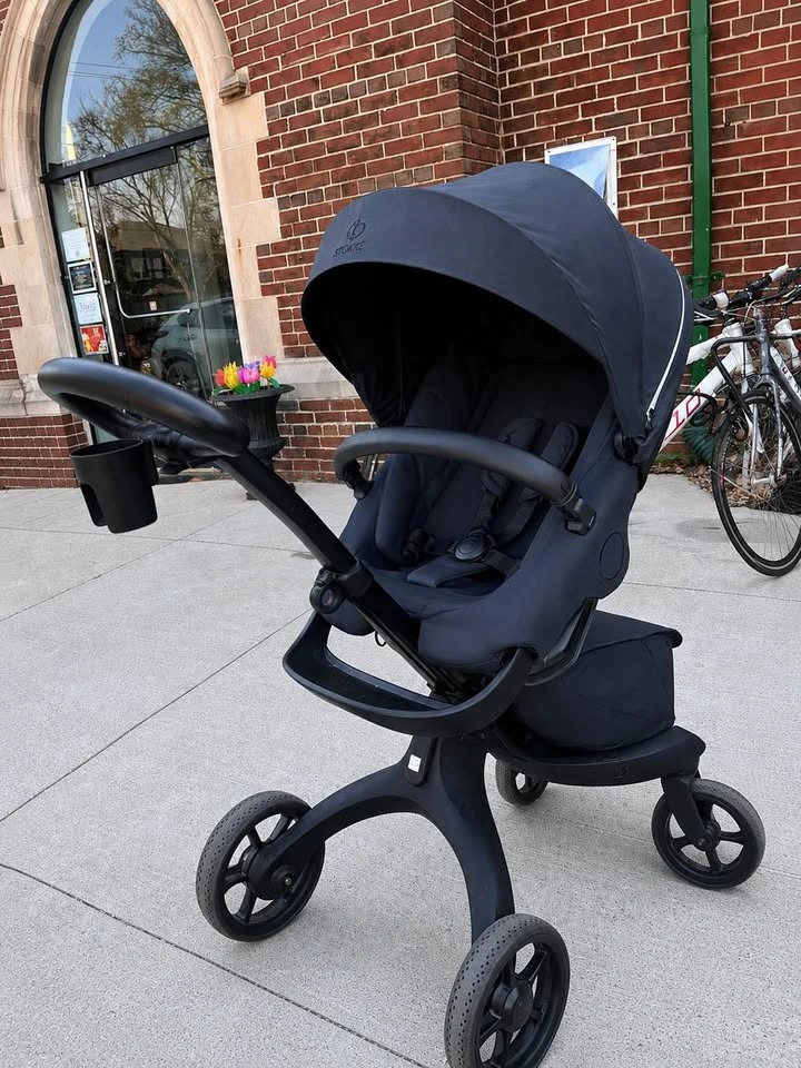 STOKKE Stroller Xplory X Deep Black + all the attachments