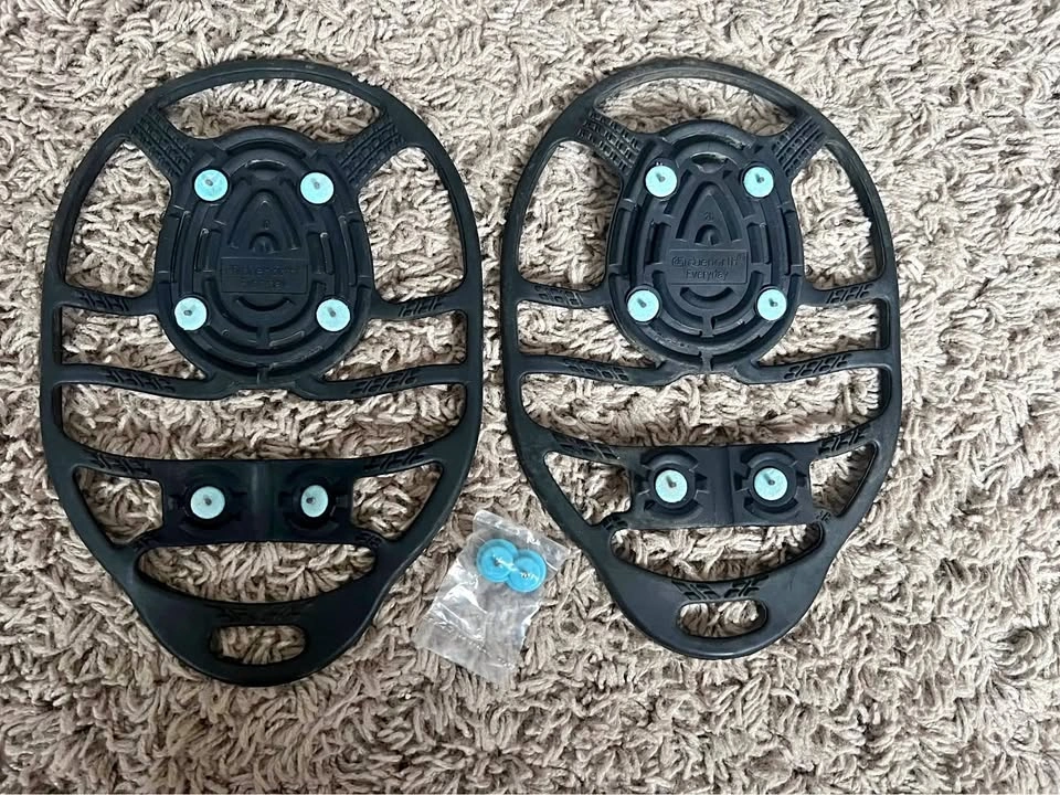 Due North Everyday Ice Cleats / Boot Grips size L/XL
