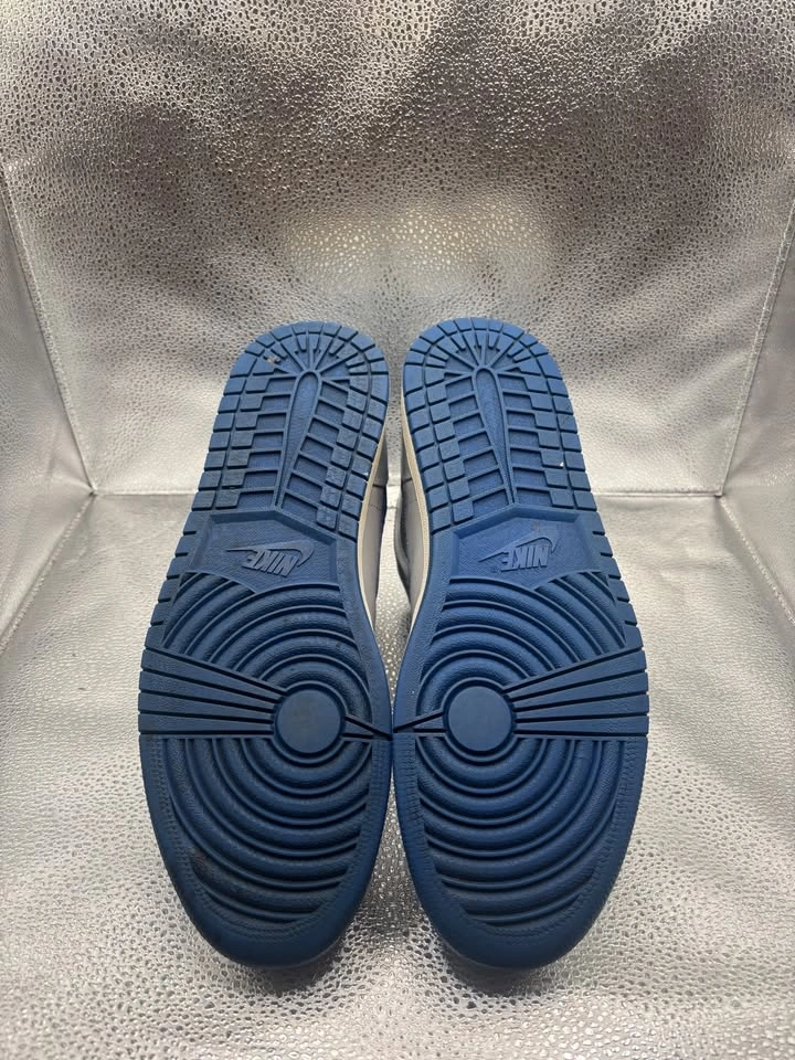 Air Jordan 1 mid wolf grey sport blue - photo 3